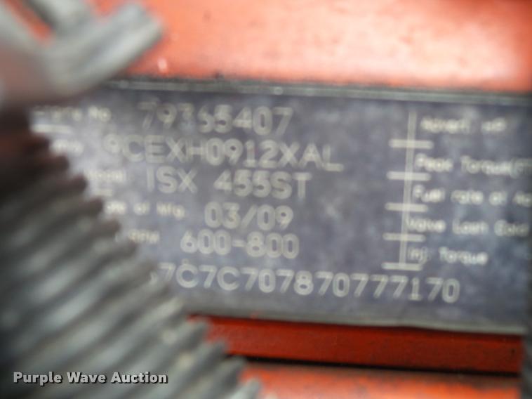 image for item DA2505 2011 Peterbilt 387 semi truck