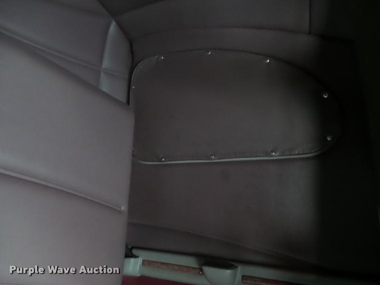 image for item DA2505 2011 Peterbilt 387 semi truck