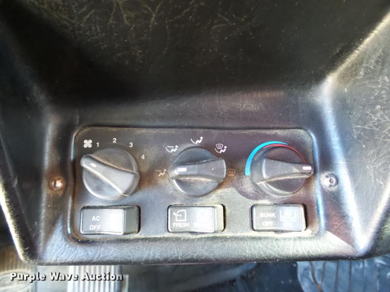 image for item DB4623 1995 Peterbilt 379 semi truck