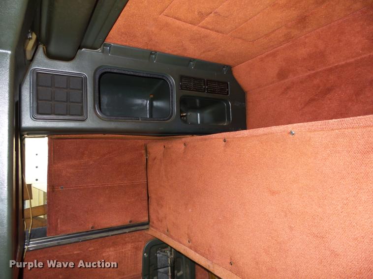 image for item DB4623 1995 Peterbilt 379 semi truck