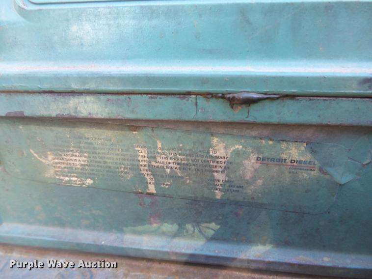 image for item DB4623 1995 Peterbilt 379 semi truck