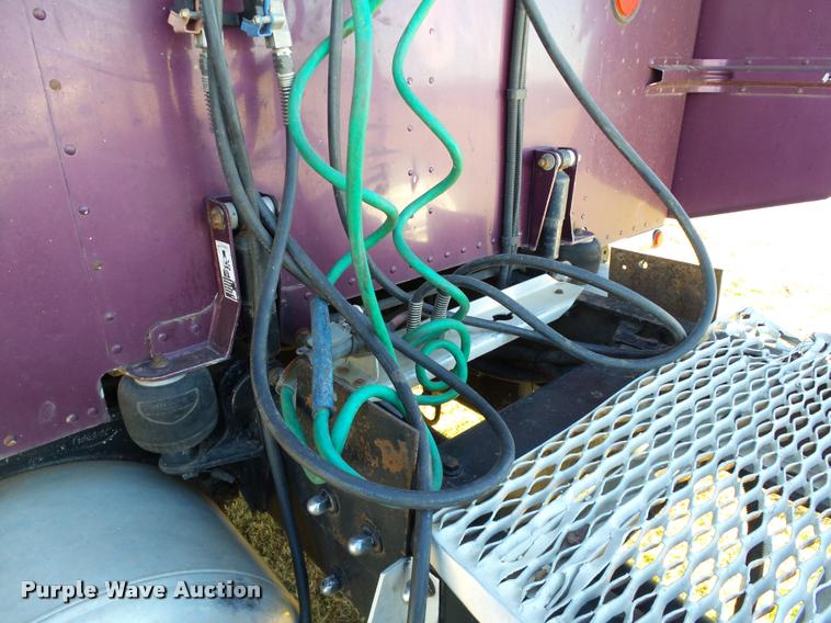 image for item DB4623 1995 Peterbilt 379 semi truck