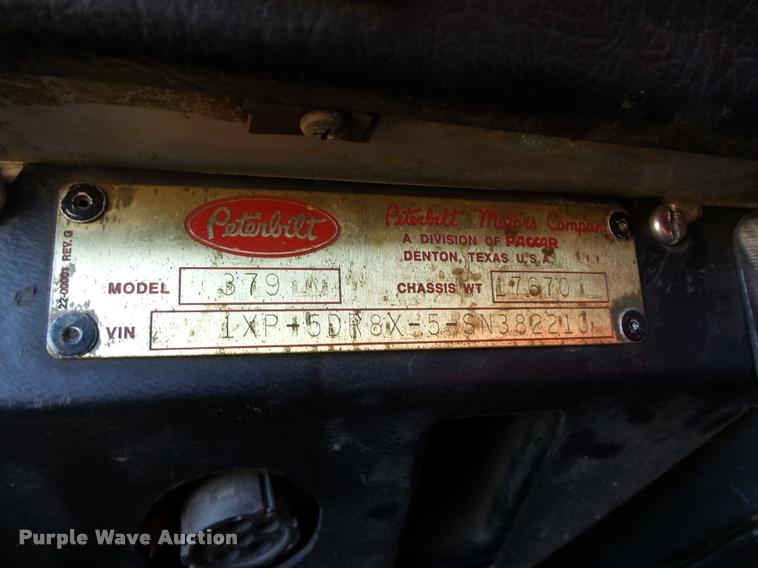 image for item DB4623 1995 Peterbilt 379 semi truck