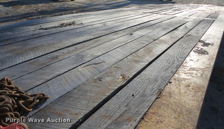 image for item DB5390 1983 Trail King 1350 equipment trailer