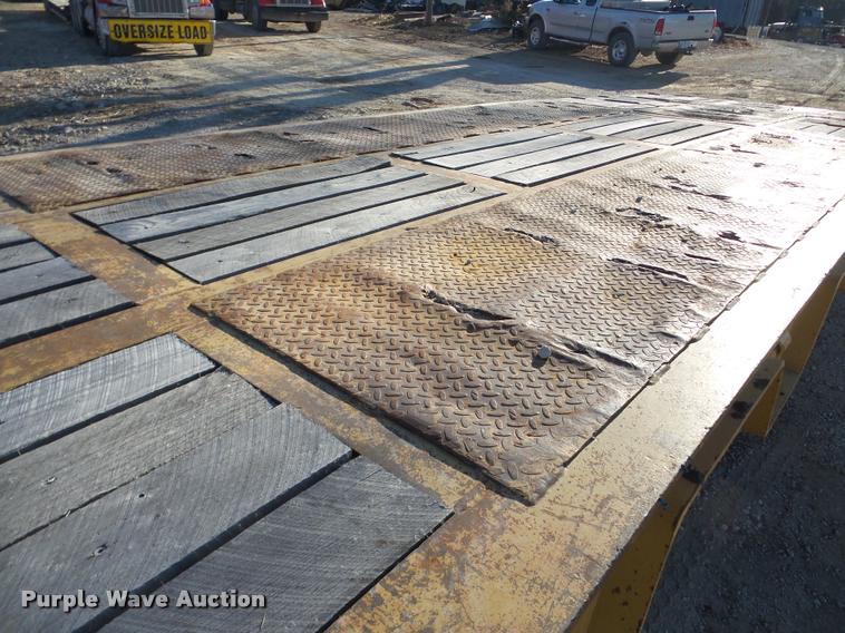 image for item DB5390 1983 Trail King 1350 equipment trailer