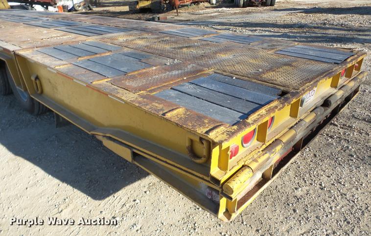 image for item DB5390 1983 Trail King 1350 equipment trailer