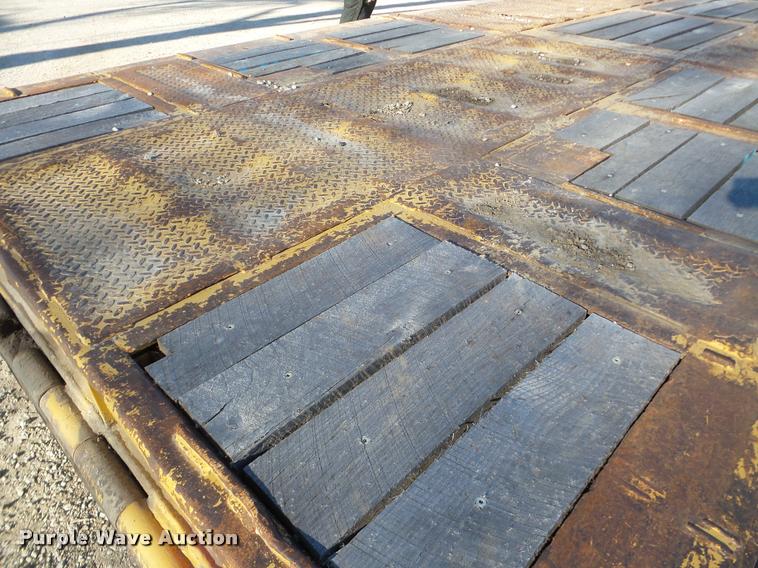 image for item DB5390 1983 Trail King 1350 equipment trailer