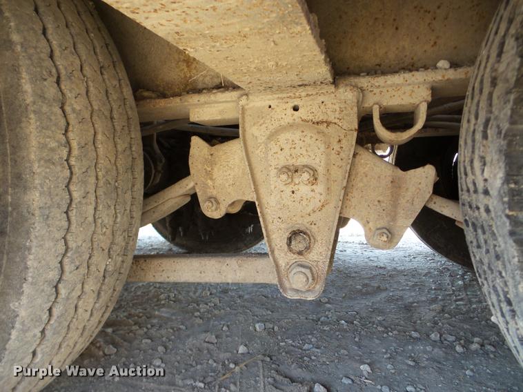 image for item DB5390 1983 Trail King 1350 equipment trailer