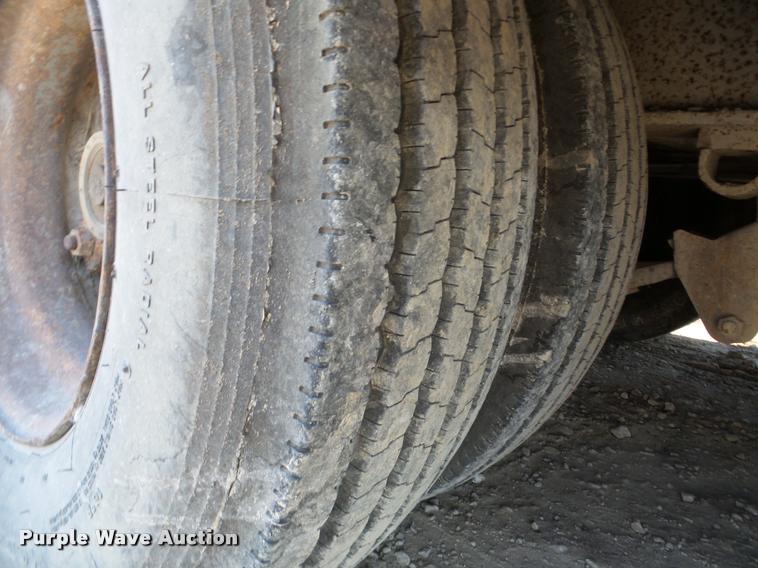 image for item DB5390 1983 Trail King 1350 equipment trailer