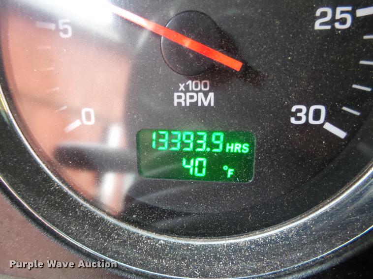 image for item DB5470 2012 Kenworth T700 semi truck