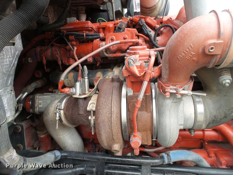 image for item DB5470 2012 Kenworth T700 semi truck