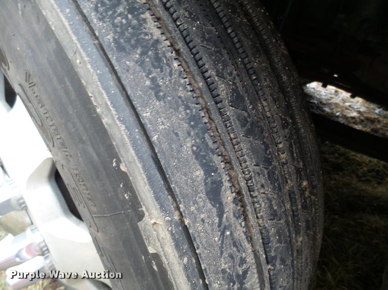 image for item DB5470 2012 Kenworth T700 semi truck