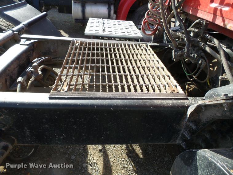 image for item K3421 2000 Sterling A9500 semi truck