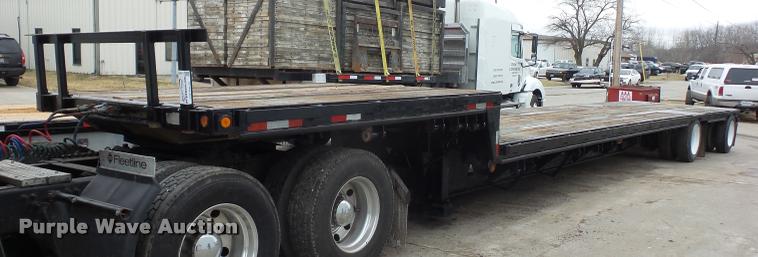image for item L4503 1992 Trail King drop deck trailer