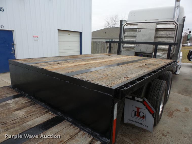 image for item L4503 1992 Trail King drop deck trailer