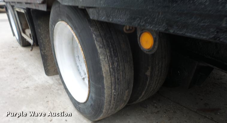 image for item L4503 1992 Trail King drop deck trailer