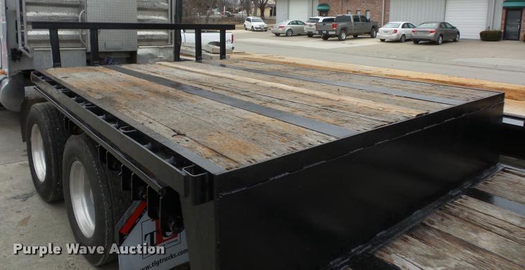 image for item L4503 1992 Trail King drop deck trailer
