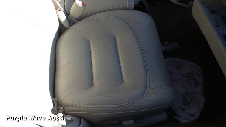 image for item DA0255 2002 Cadillac DeVille