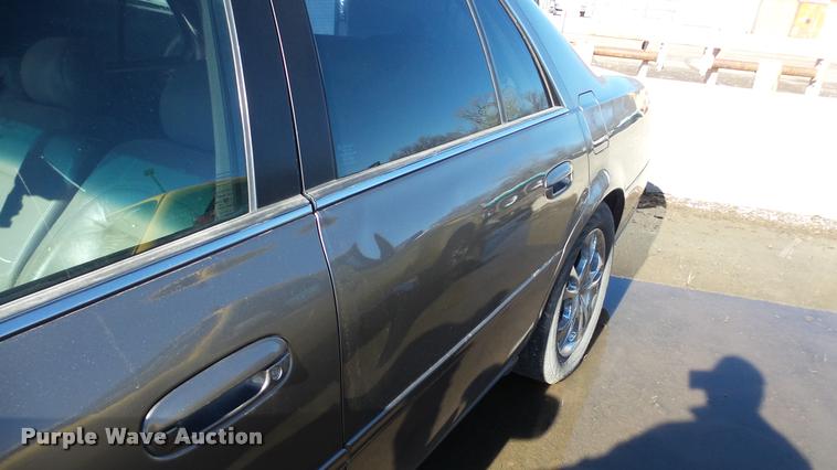 image for item DA0255 2002 Cadillac DeVille