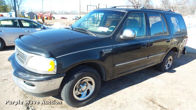 image for item DA0257 1997 Ford Expedition SUV
