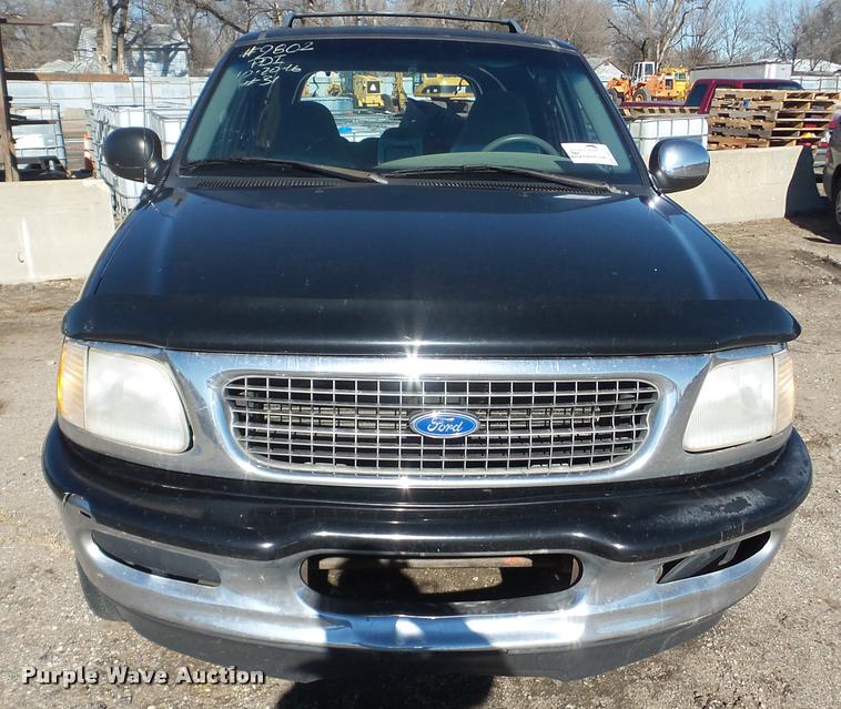 image for item DA0257 1997 Ford Expedition SUV