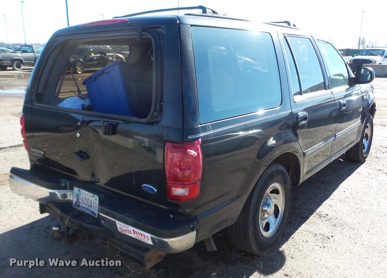 image for item DA0257 1997 Ford Expedition SUV