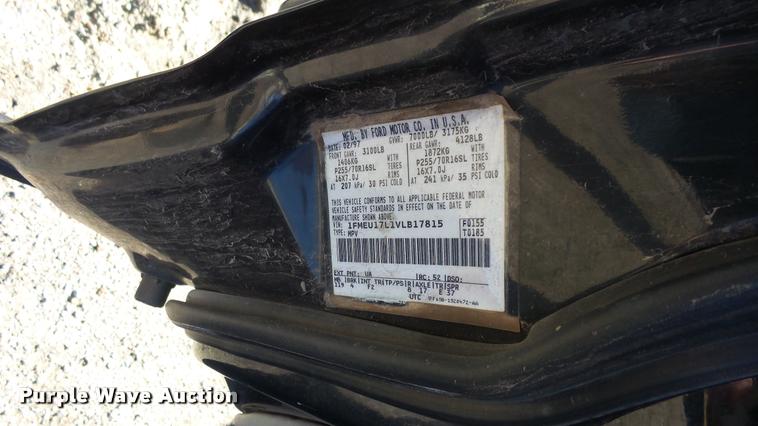 image for item DA0257 1997 Ford Expedition SUV