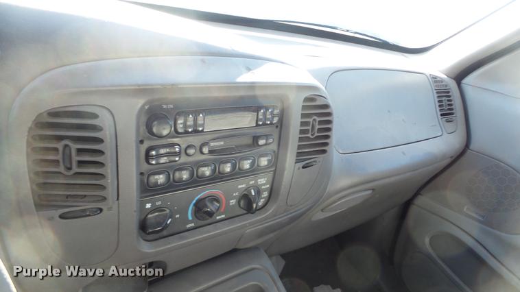 image for item DA0257 1997 Ford Expedition SUV