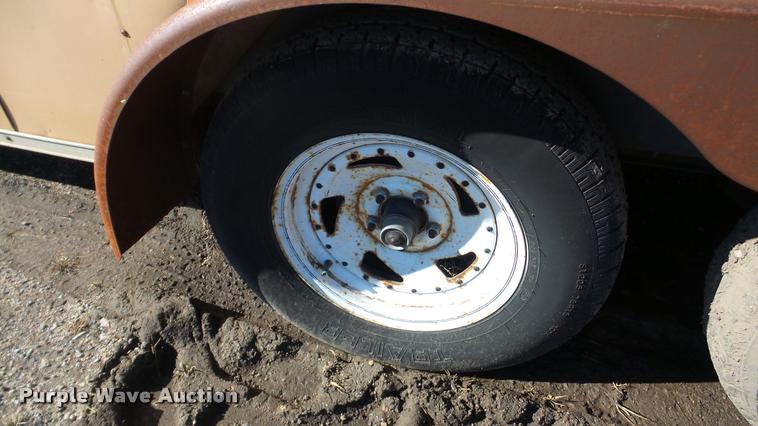 image for item DA0259 1997 US Cargo enclosed cargo trailer