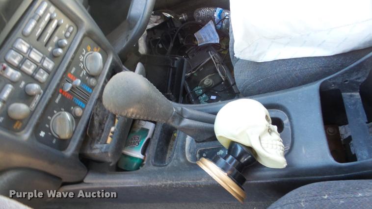 image for item DA0260 2001 Pontiac Grand Prix