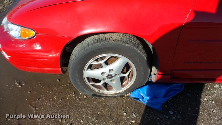 image for item DA0260 2001 Pontiac Grand Prix
