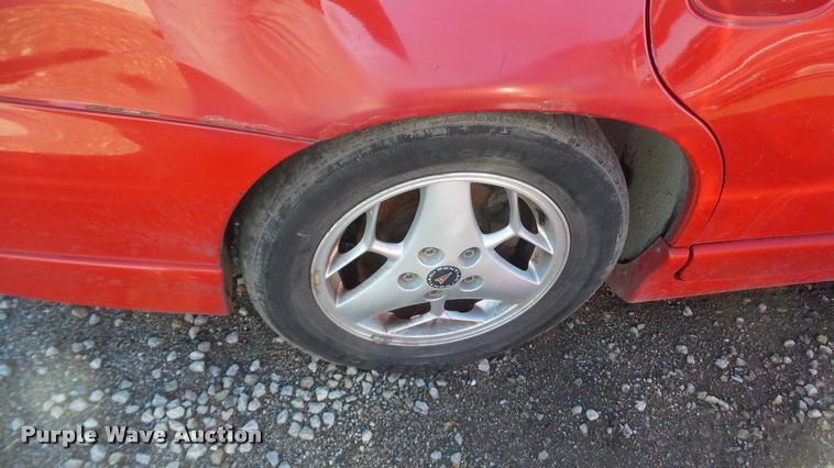 image for item DA0260 2001 Pontiac Grand Prix