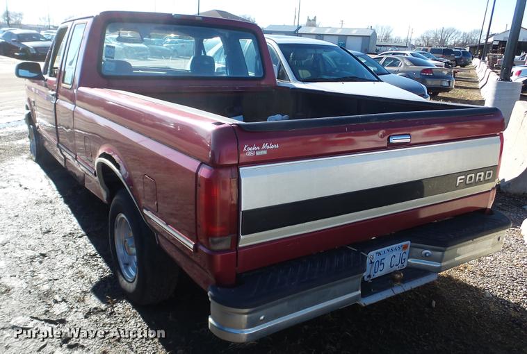 image for item DA0262 1995 Ford F150 SuperCab pickup truck