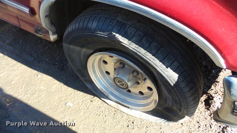 image for item DA0262 1995 Ford F150 SuperCab pickup truck