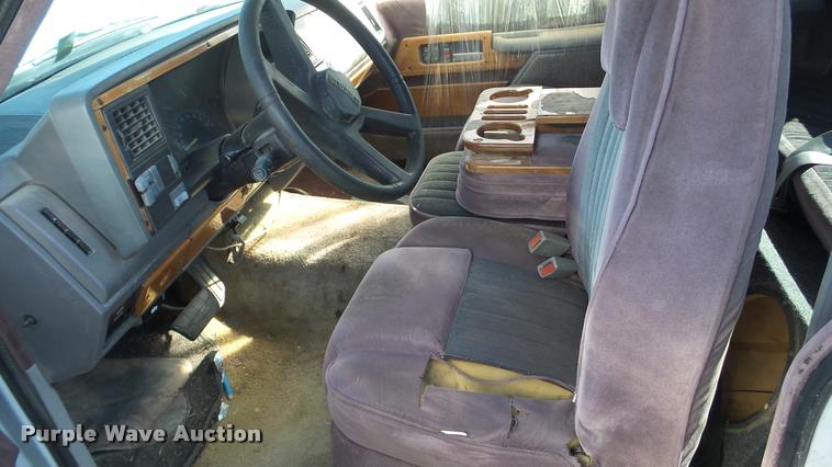 image for item DA0266 1994 Chevrolet 1500 Ext. Cab pickup truck