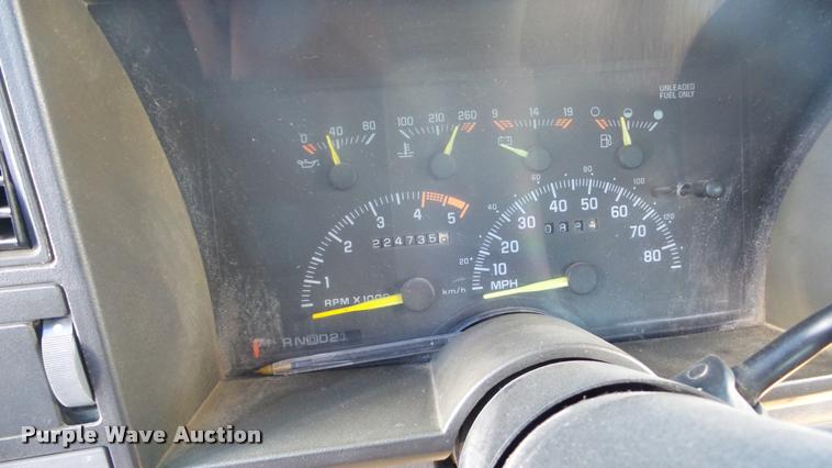 image for item DA0266 1994 Chevrolet 1500 Ext. Cab pickup truck