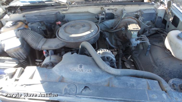 image for item DA0266 1994 Chevrolet 1500 Ext. Cab pickup truck