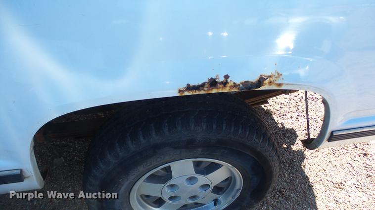image for item DA0266 1994 Chevrolet 1500 Ext. Cab pickup truck