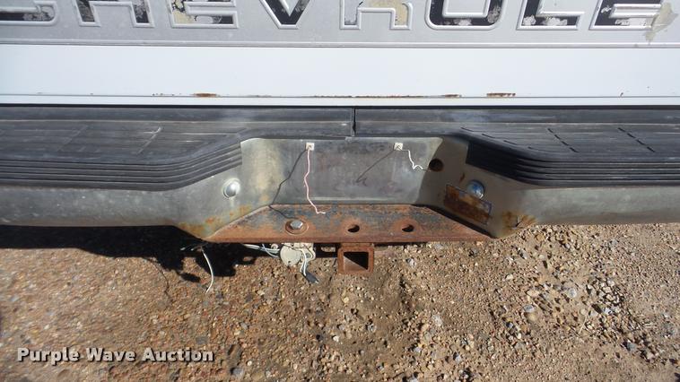 image for item DA0266 1994 Chevrolet 1500 Ext. Cab pickup truck