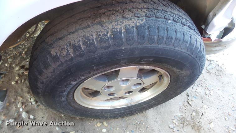 image for item DA0266 1994 Chevrolet 1500 Ext. Cab pickup truck