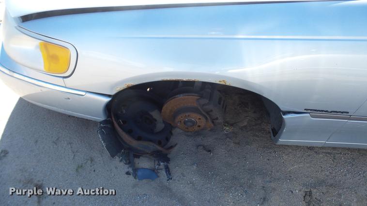 image for item DA0268 2000 Lincoln Town Car Signature