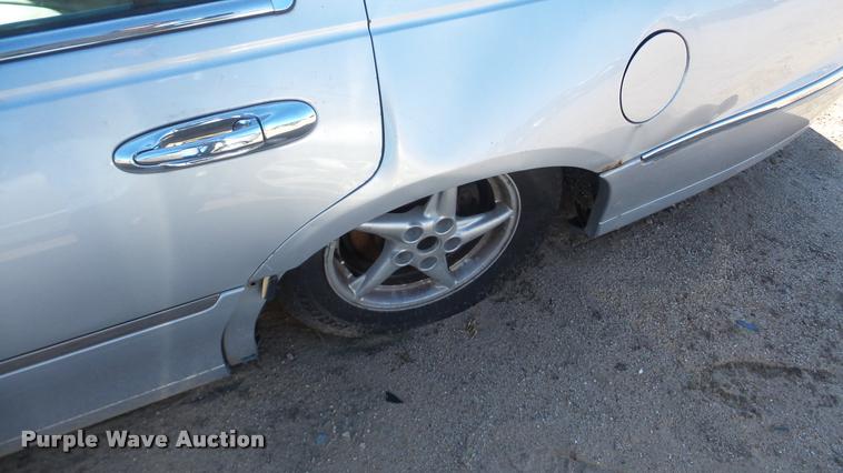 image for item DA0268 2000 Lincoln Town Car Signature