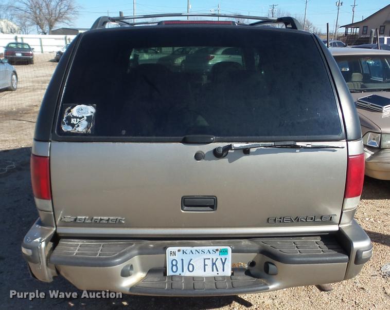 image for item DA0270 1999 Chevrolet Blazer SUV