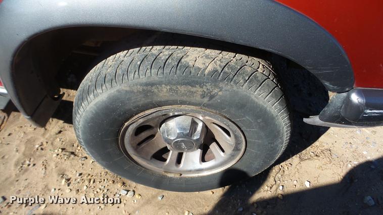 image for item DA0275 1998 Ford Explorer SUV