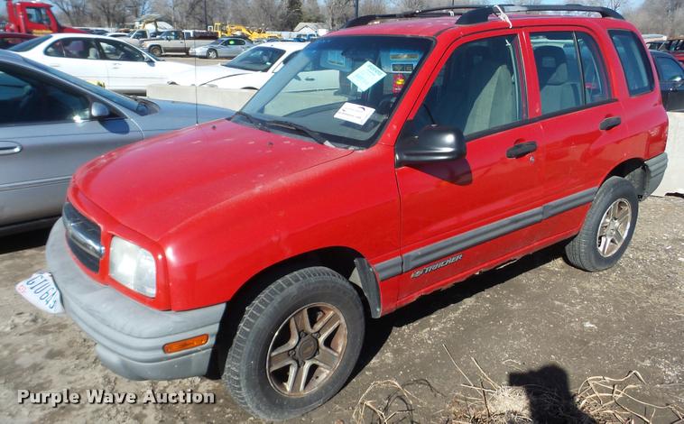 image for item DA0278 2002 Chevrolet Tracker SUV