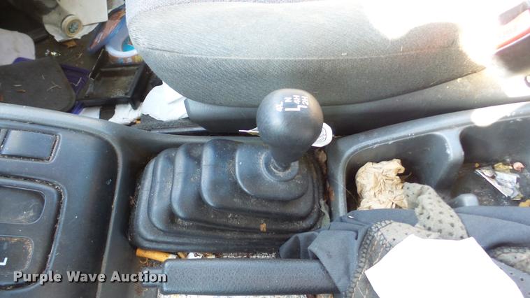 image for item DA0278 2002 Chevrolet Tracker SUV