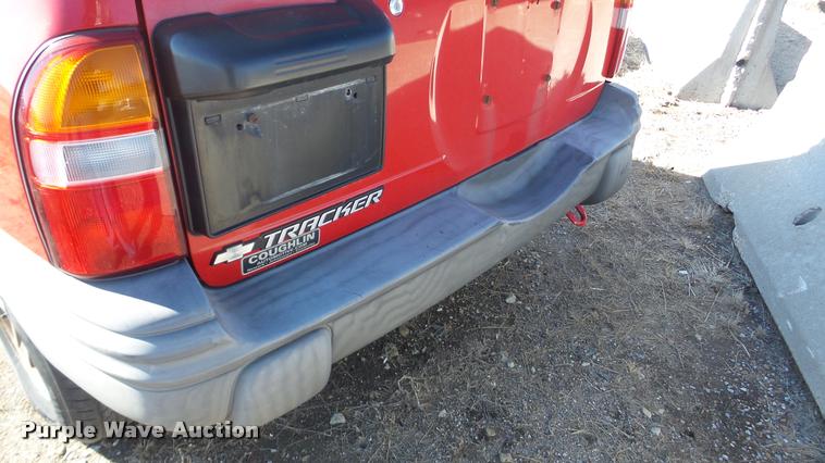 image for item DA0278 2002 Chevrolet Tracker SUV