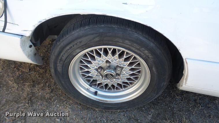 image for item DA0281 2001 Mercury Grand Marquis