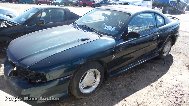 image for item DA0282 1995 Ford Mustang
