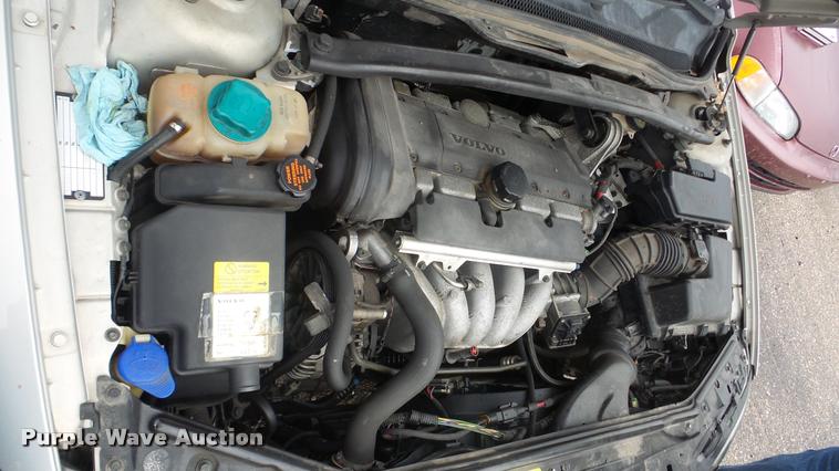 image for item DA2090 2001 Volvo V70